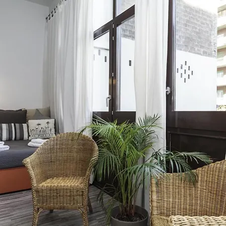 Fuer 9 Personen Ca 120 Qm In Barcelona-eixample, Costa Brava Costa Del Maresme Apartment